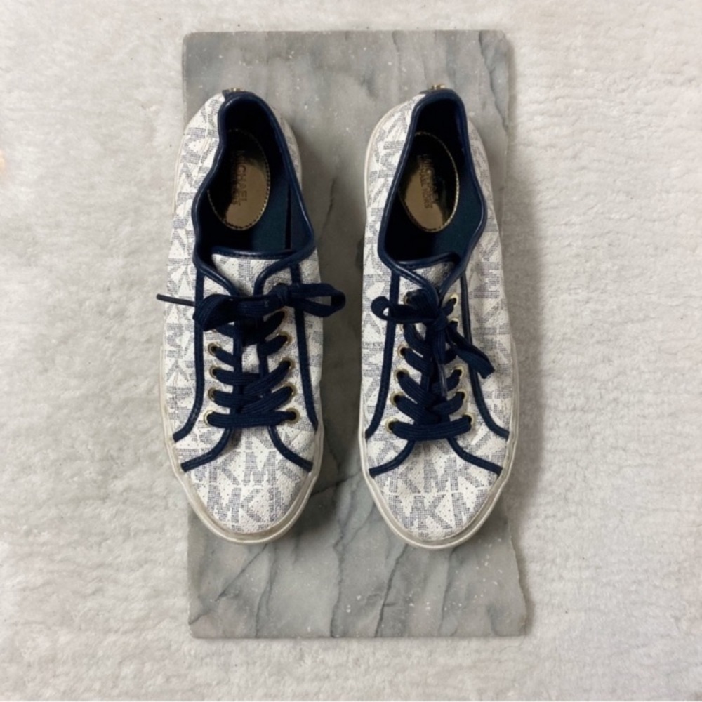 Michael Kors Boerum Walking Shoe Size 10 Up Faux Leather Runner White Blue